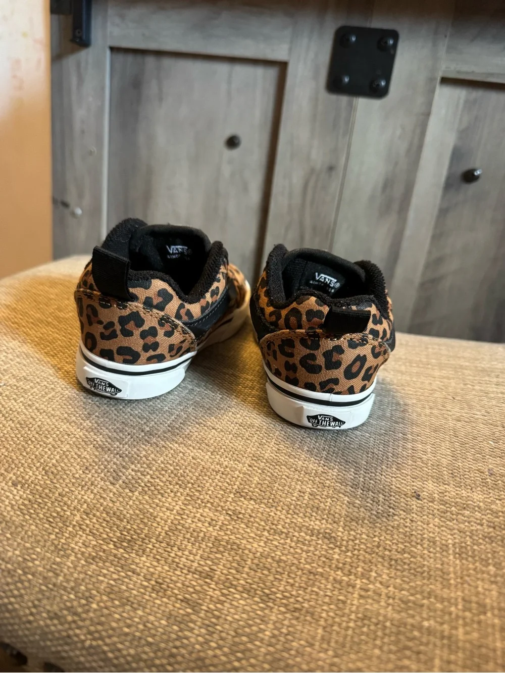 Vans Kids Leopard Print Low-Top Sneakers in Brown and Black